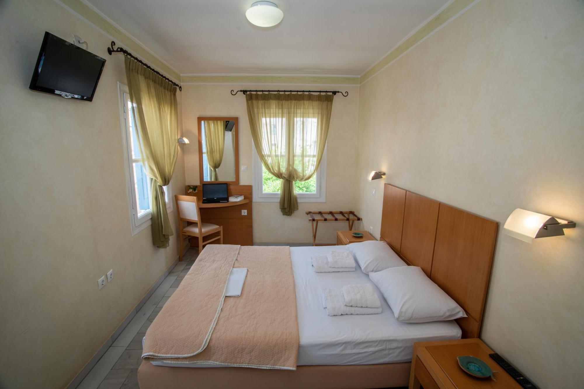 Hotel Argo Galaxídhion Esterno foto